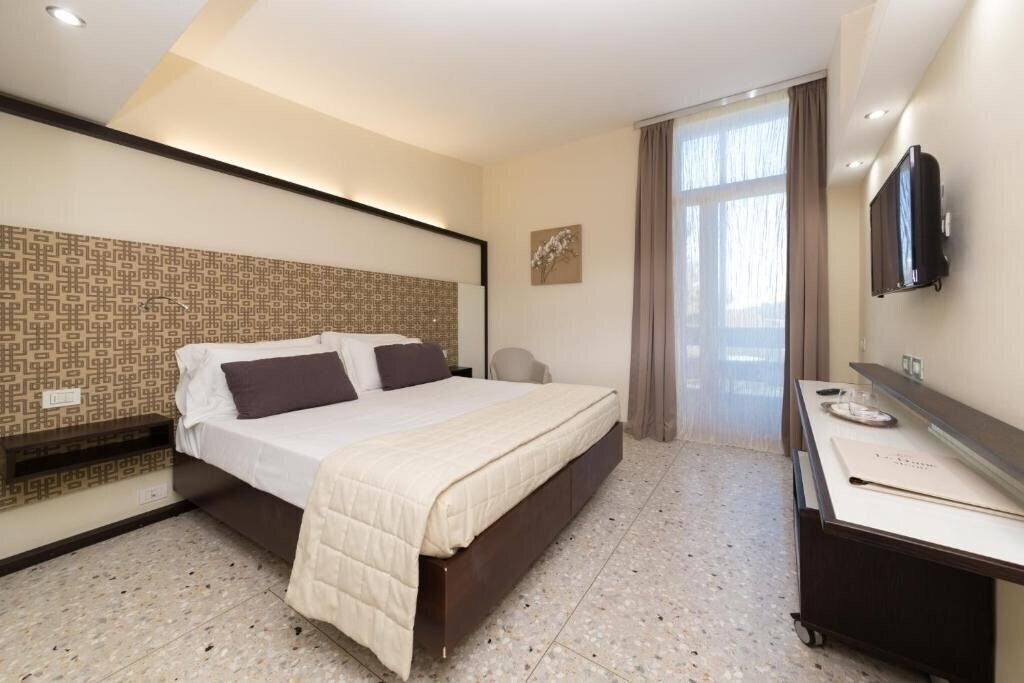Фотографія Valtur Baia del Gusmay Beach Resort 4*