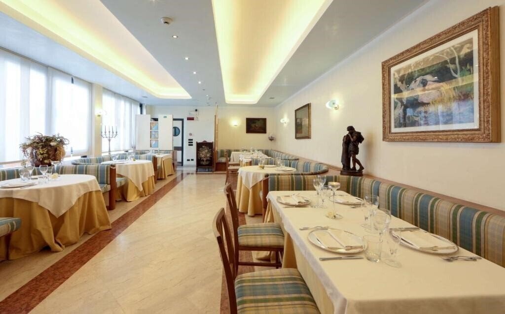 Фотографія Best Western Hotel dei Cavalieri (Barletta) 4*