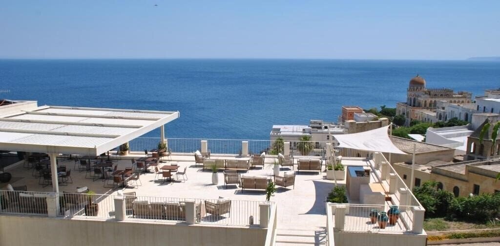 Фото Est Hotel 4*