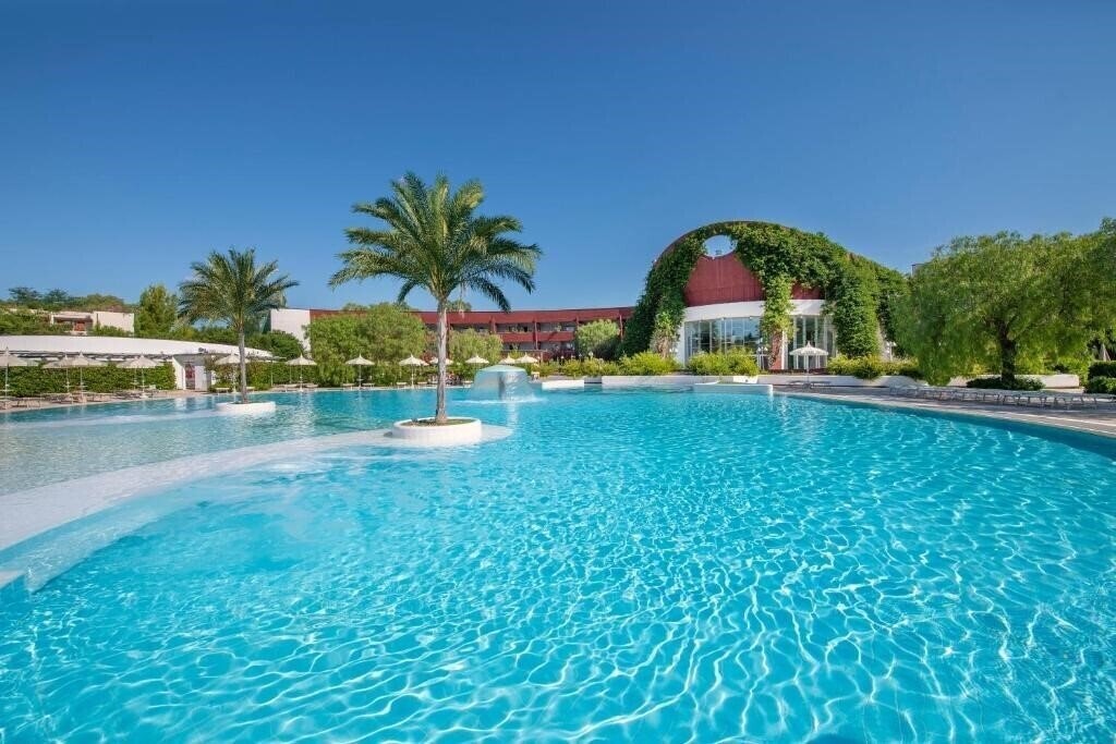 Фотографія Calane Village 4*