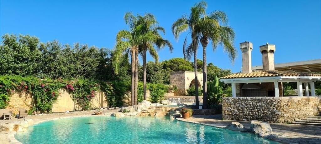 Отель Hotel Tenuta Moreno 4*