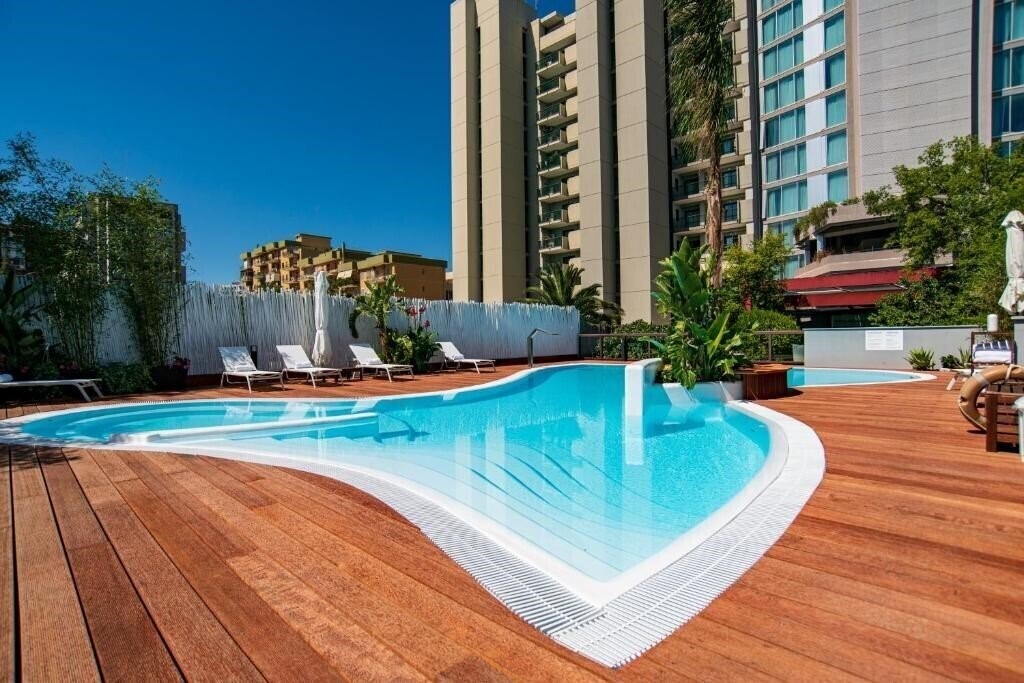 Изображение Hi Hotel Bari 4*