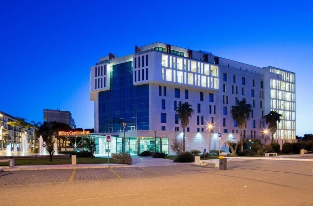 Отель Hilton Garden Inn Lecce 4*