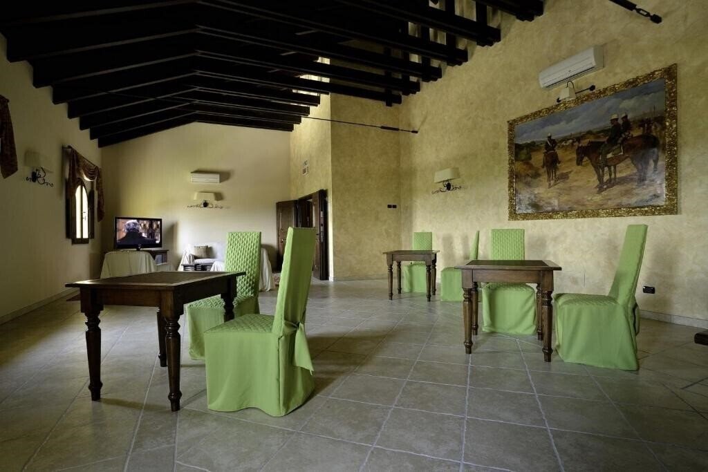 Фотография Tenuta San Francesco (Barletta/Trinitapoli) 4*