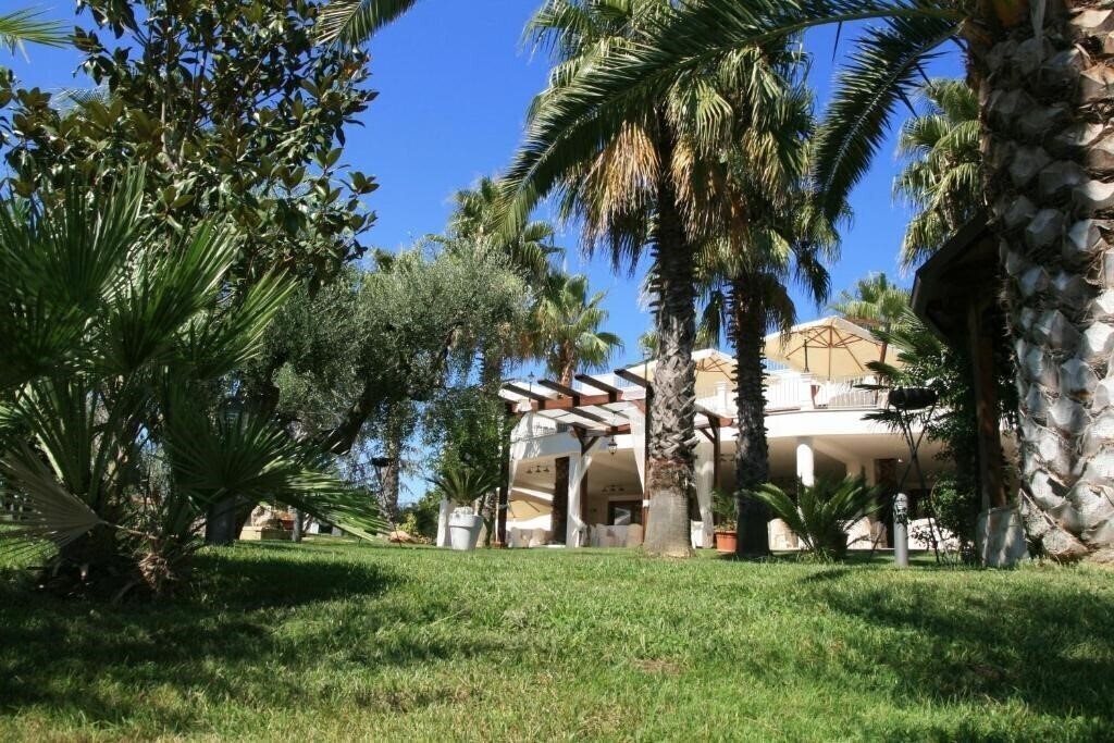 Фотографія Citta Bianca Country Resort (Ostuni) 4*