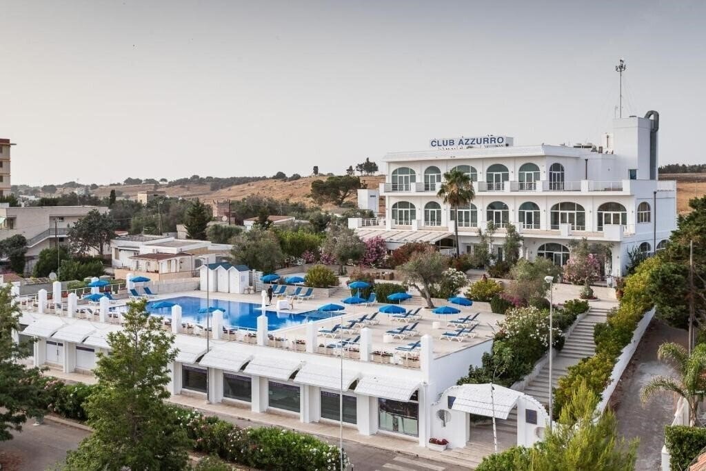 Фото Club Azzurro Hotel & Resort (Porto Cesareo) 4*