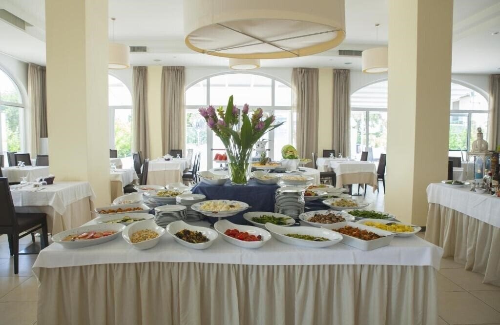 Изображение Club Azzurro Hotel & Resort (Porto Cesareo) 4*