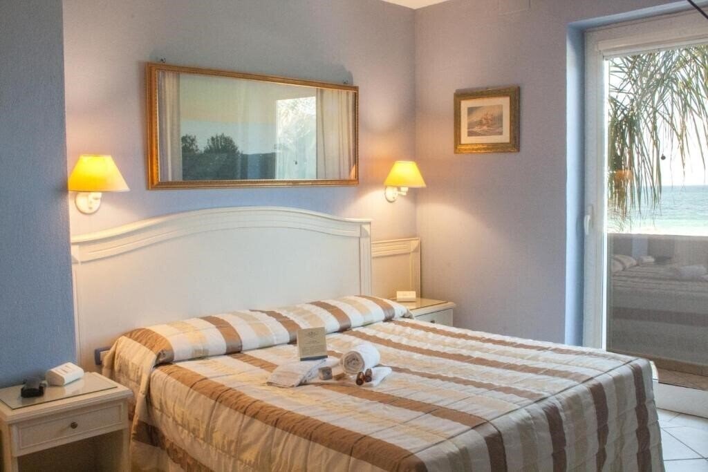 Картинка Conchiglia Azzurra (Porto Cesareo) 4*