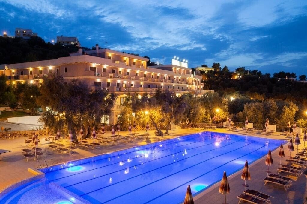 Отель Delle More (Vieste) 4*