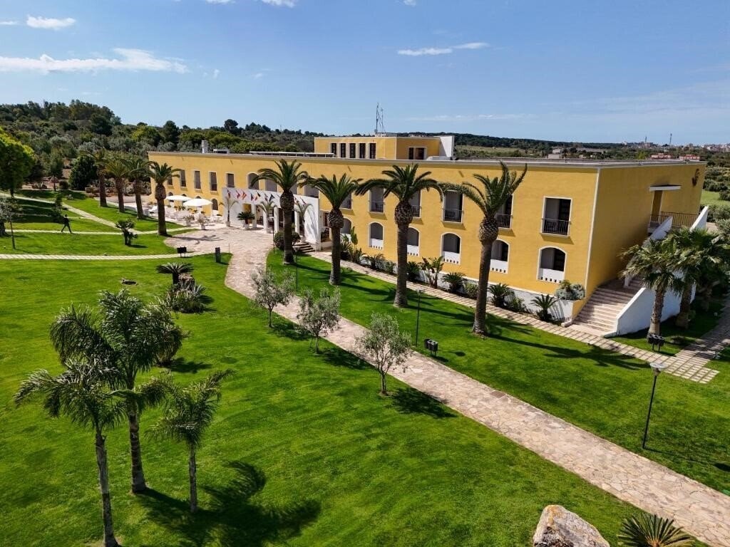 Отель Gallipoli Resort 4*