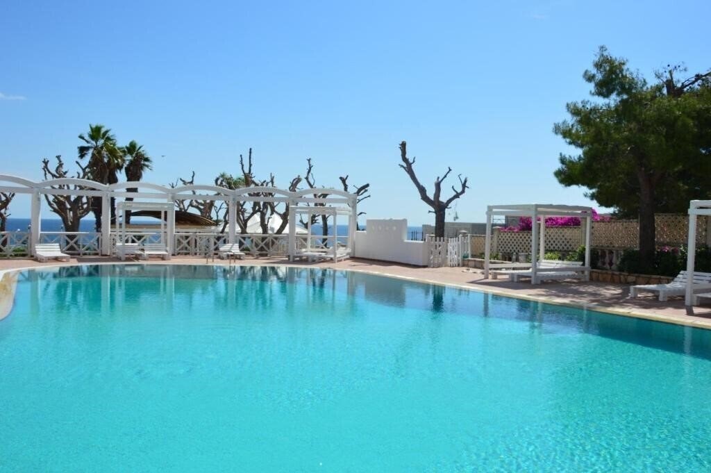 Фото Hotel La Corvetta (Monopoli) 3*