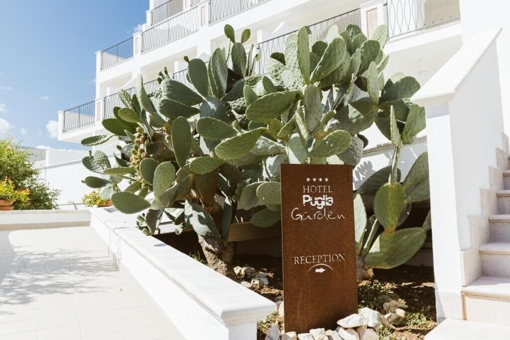 Готель Hotel Puglia Garden (Vieste) 4*