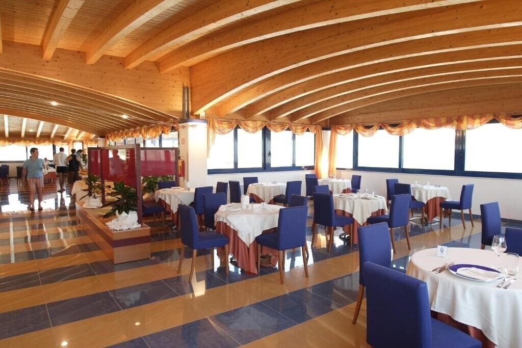 Изображение Hotel Yria (Vieste) 4*