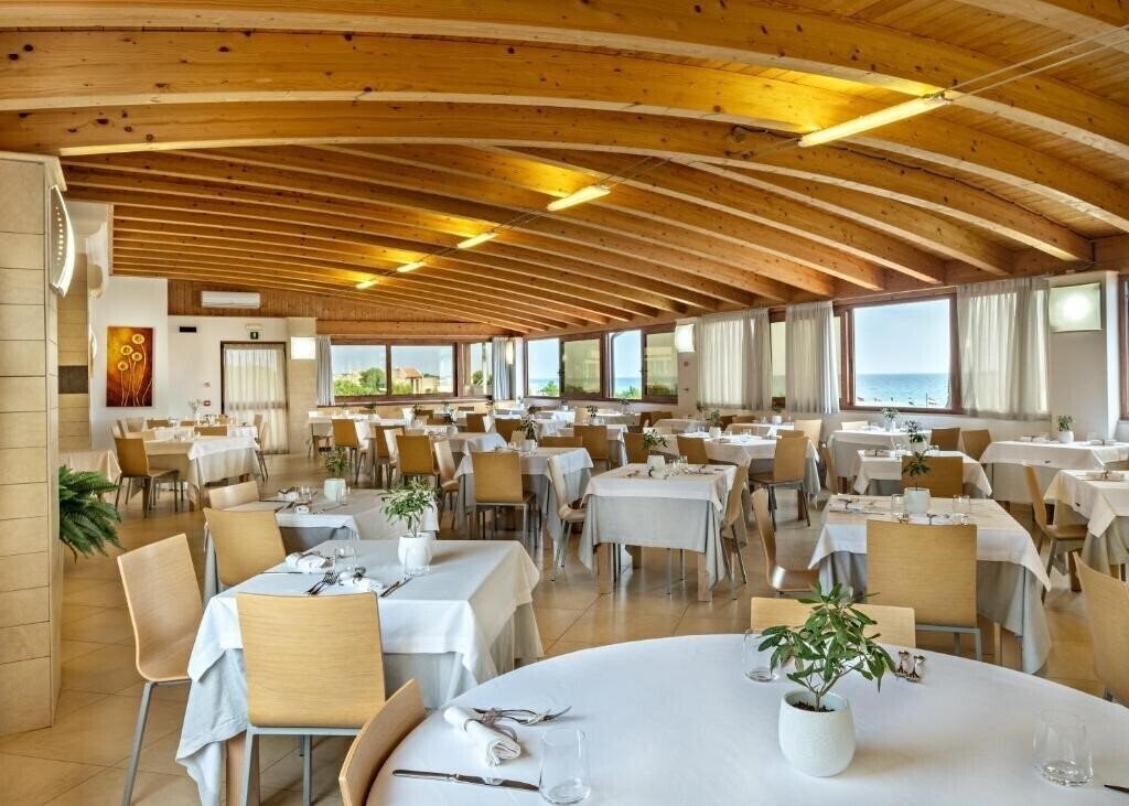 Изображение Marc Hotel (Vieste) 4*