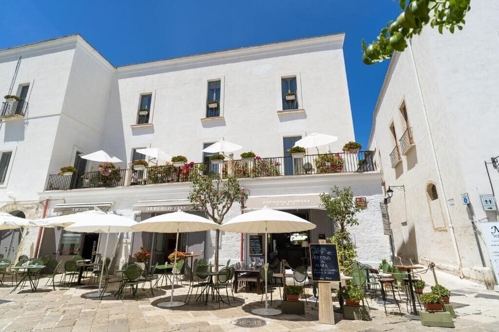 Готель Palazzo Indelli (Monopoli) 4*