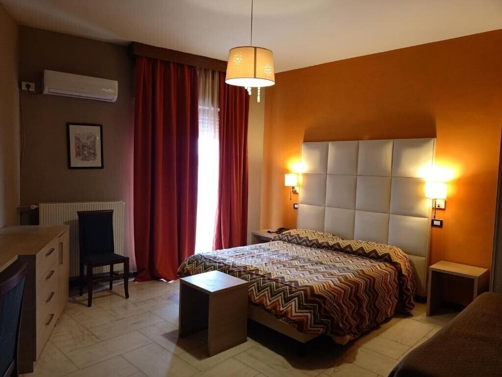 Готель Hotel L'Approdo (Brindisi) 3*