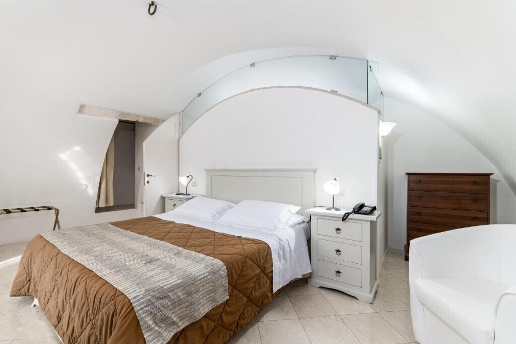 Картинка La Terra (Ostuni) 4*