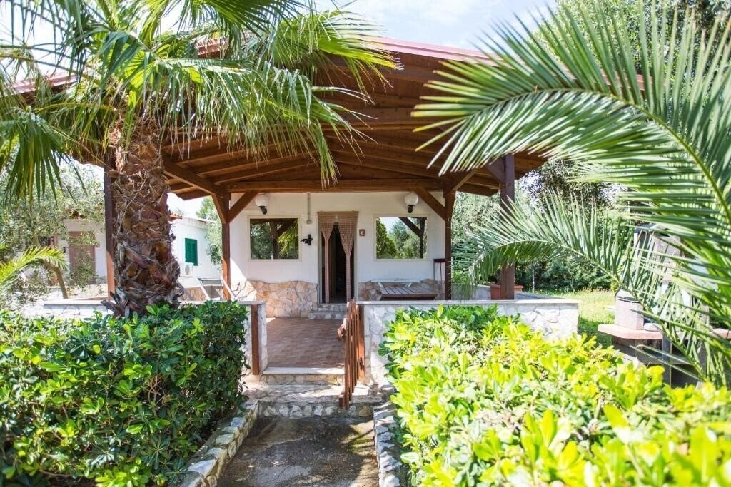 Фотография Villaggio Club Degli Ulivi (Vieste) 4*