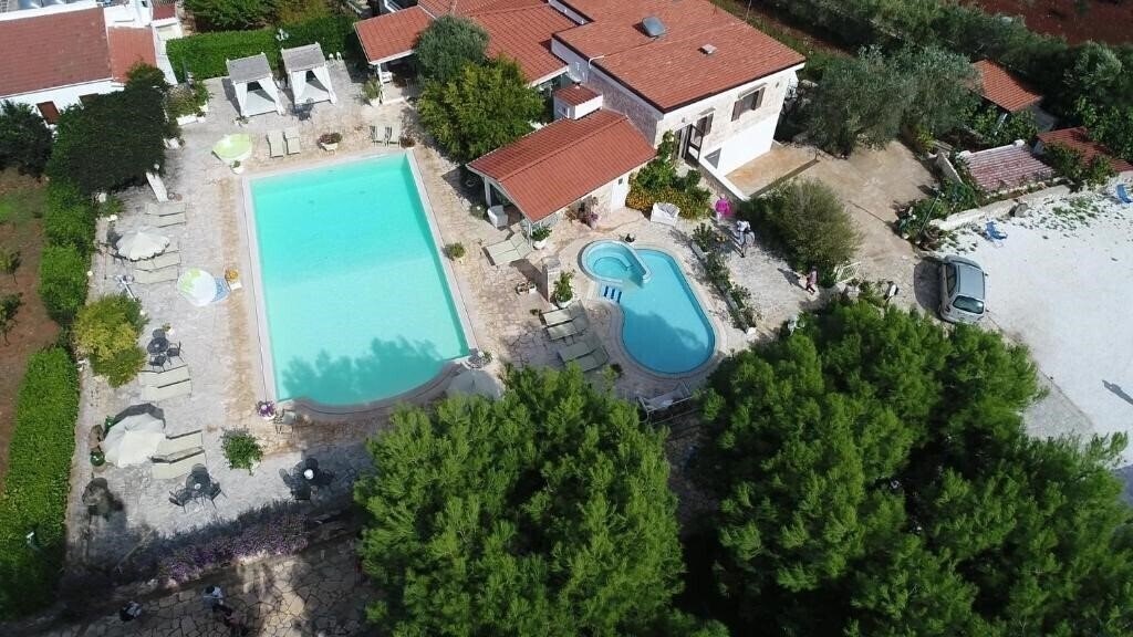 Картинка Agriturismo Salinola (Ostuni) 4*