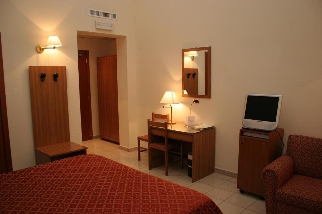 Фотографія Hotel Adria 3*