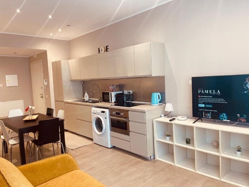 Картинка Urban Chic Home 2*