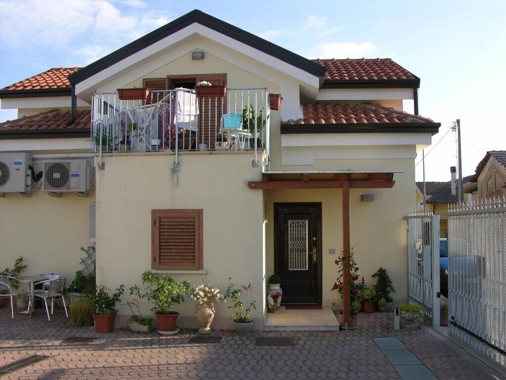 Отель B&B Angolo Felice 2*