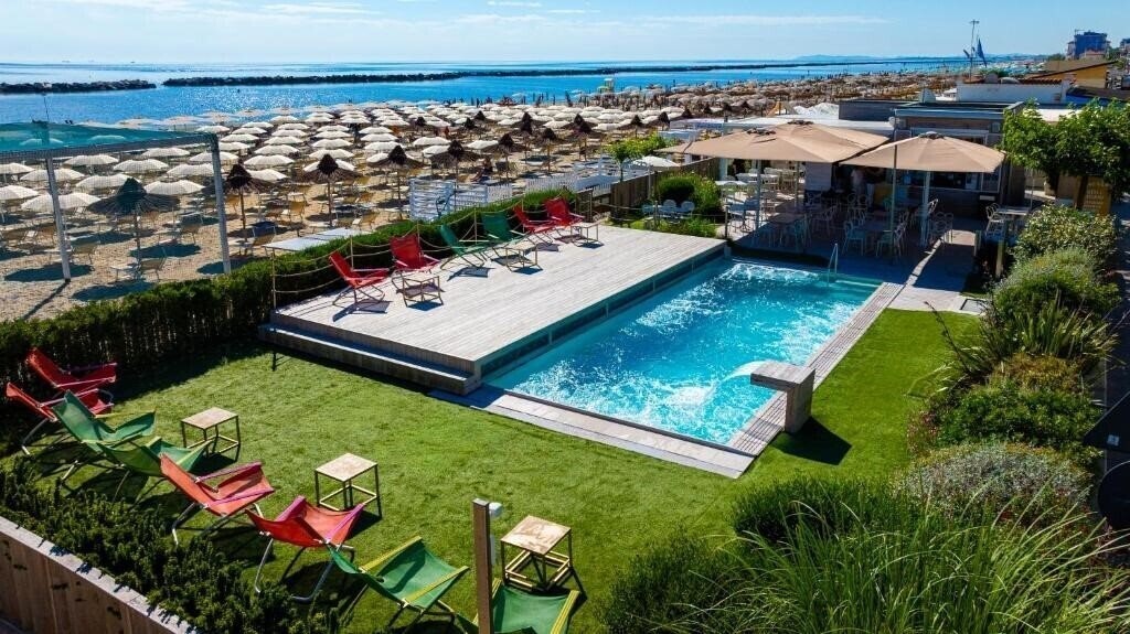 Фотографія Savini Hotel Igea Marina 4*