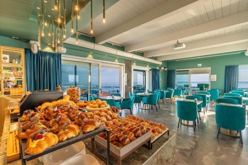 Картинка Savini Hotel Igea Marina 4*