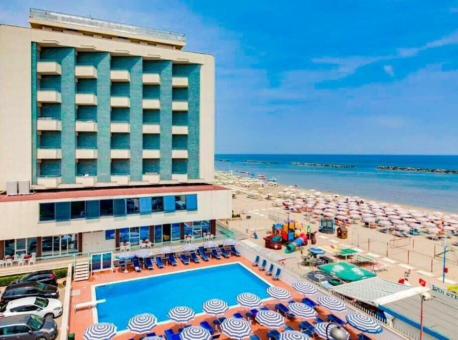 Готель Majestic Hotel Igea Marina 3*