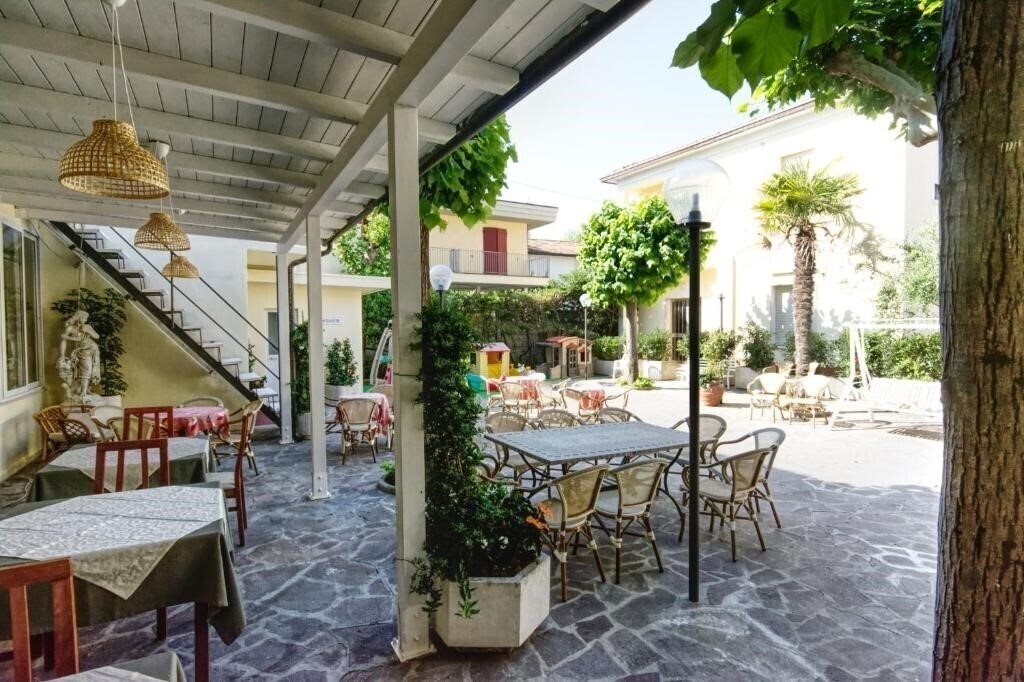 Фотография Pironi Hotel 3*