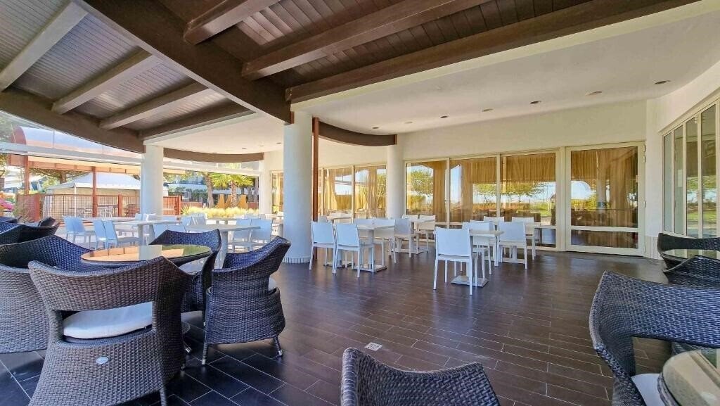 Изображение Ashanti Aparhotel Welness & SPA 3*