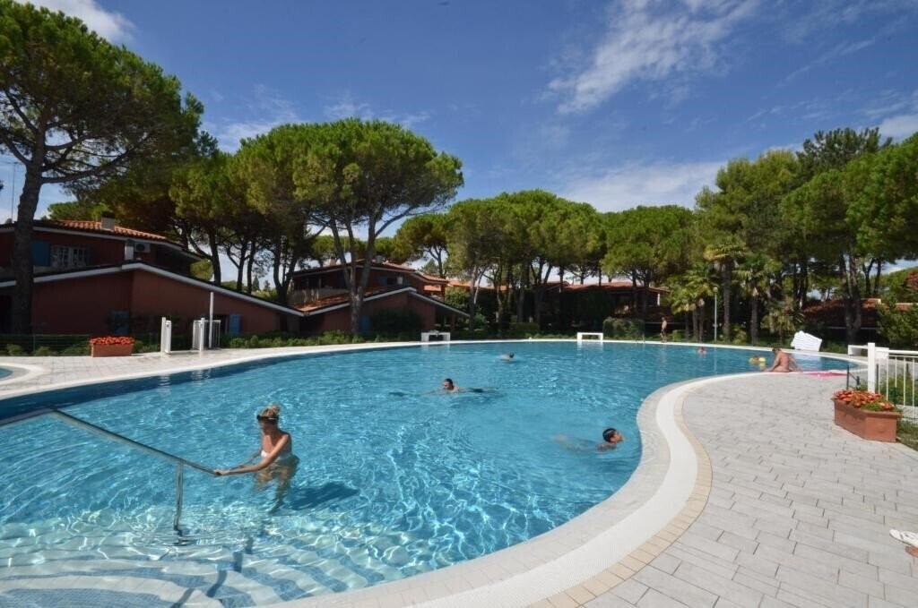 Картинка Villaggio Euro Residence Club 3*