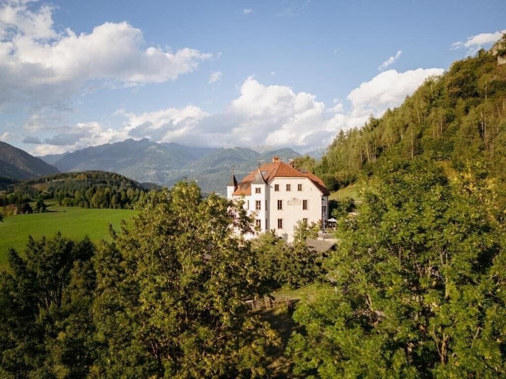 Отель Castel Maurn Dolomites San Lorenzo di Sebato 4*