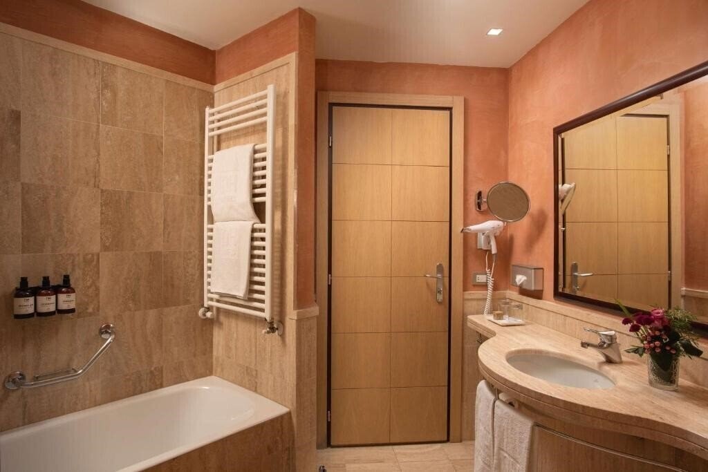 Зображення Nh Bologna Villanova 4*