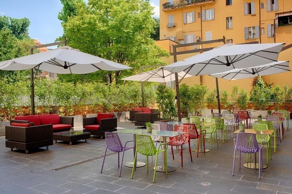 Картинка Una Hotels Bologna Centro 4*
