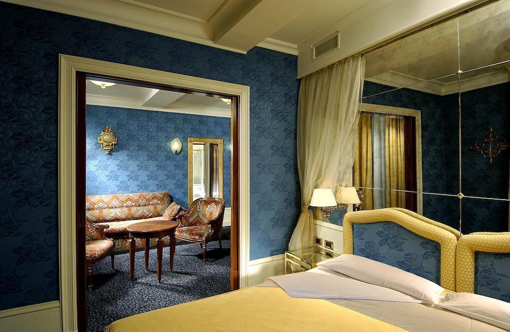 Отель Art Hotel Orologio 4*