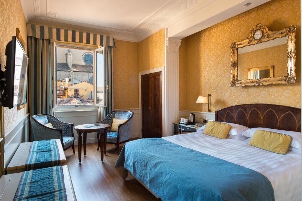 Готель Art Hotel Orologio 4*