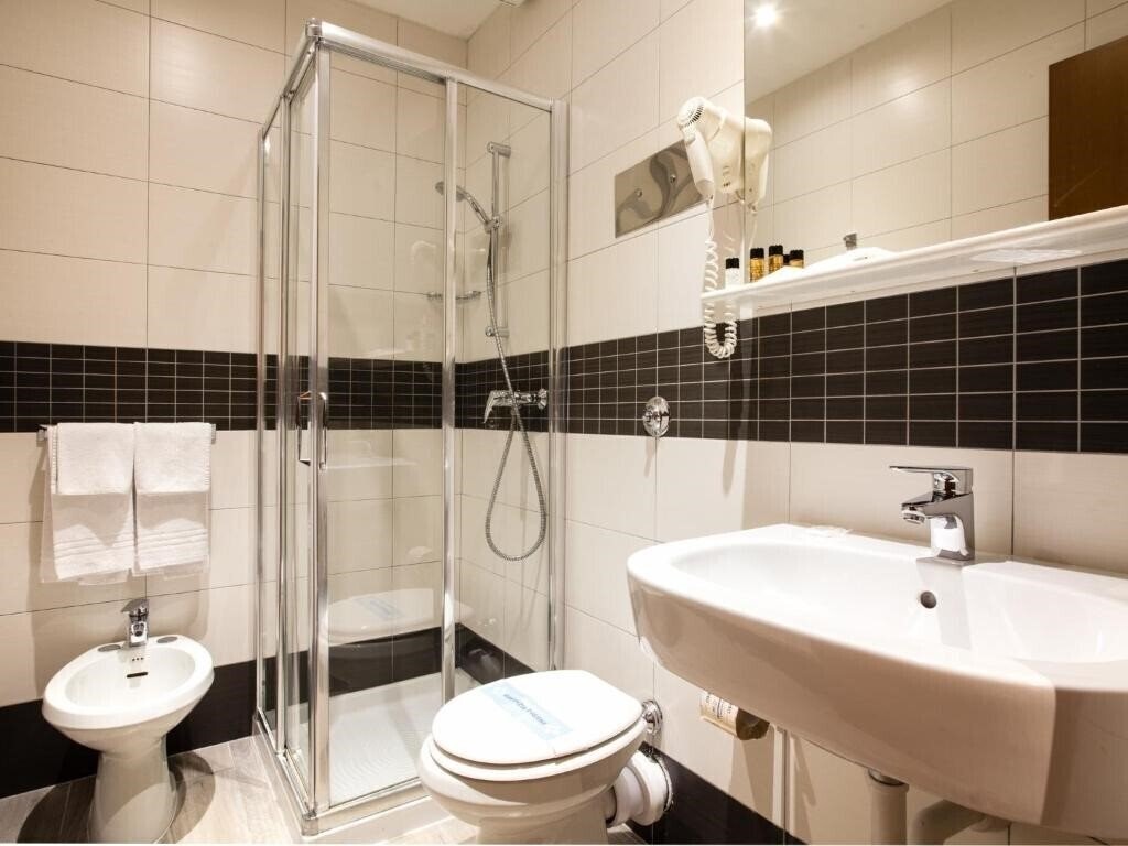 Картинка Astoria (Bologna) 3*