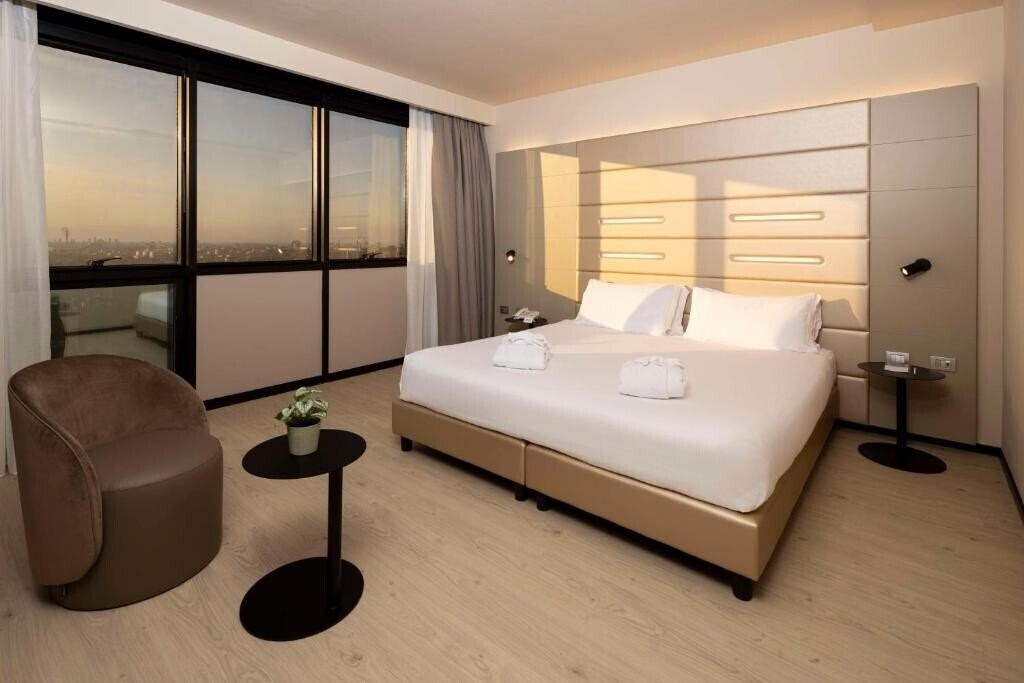Фотографія Best Western Plus Tower Hotel Bologna 4*