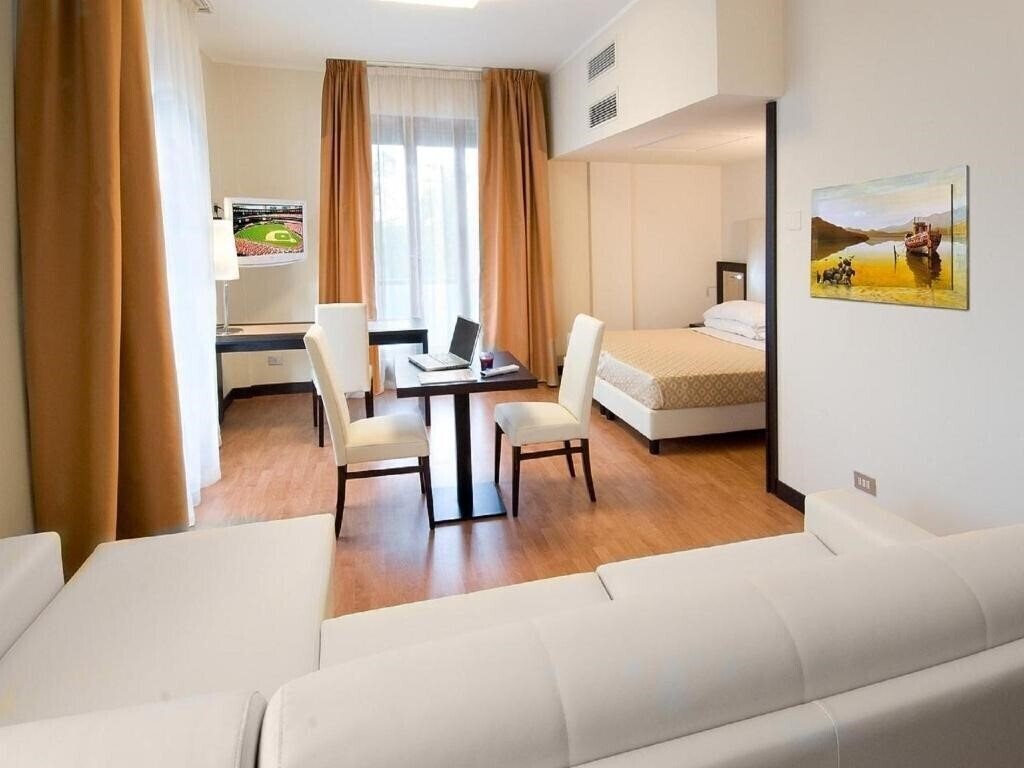 Фото Suite Hotel Elite 4*