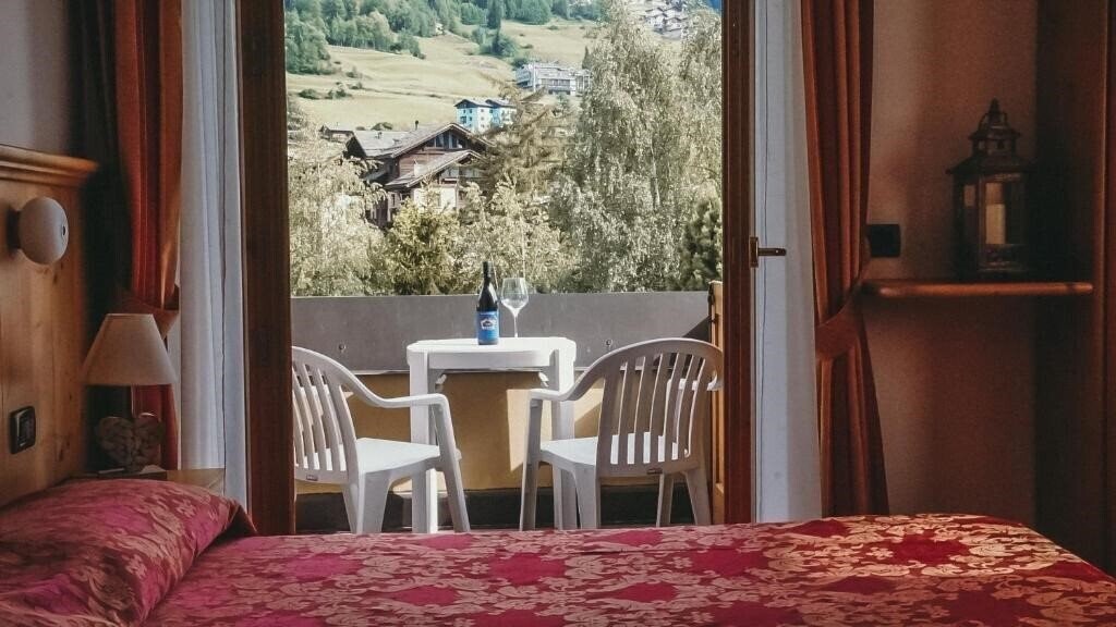 Зображення Meuble Sci Sport Residence 3*