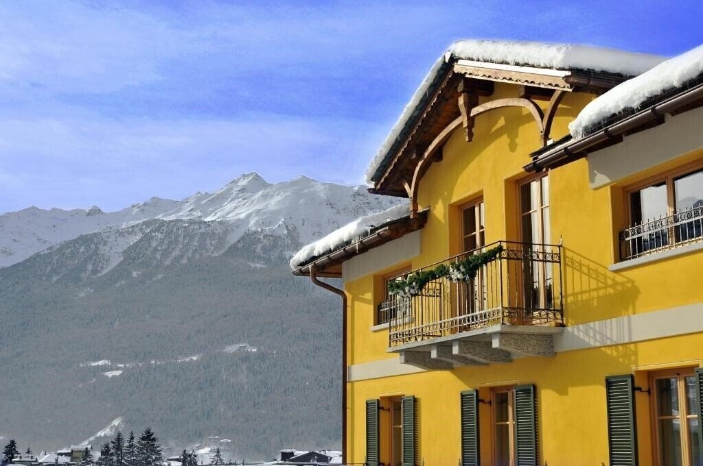 Готель Meuble Sertorelli Reit 3*