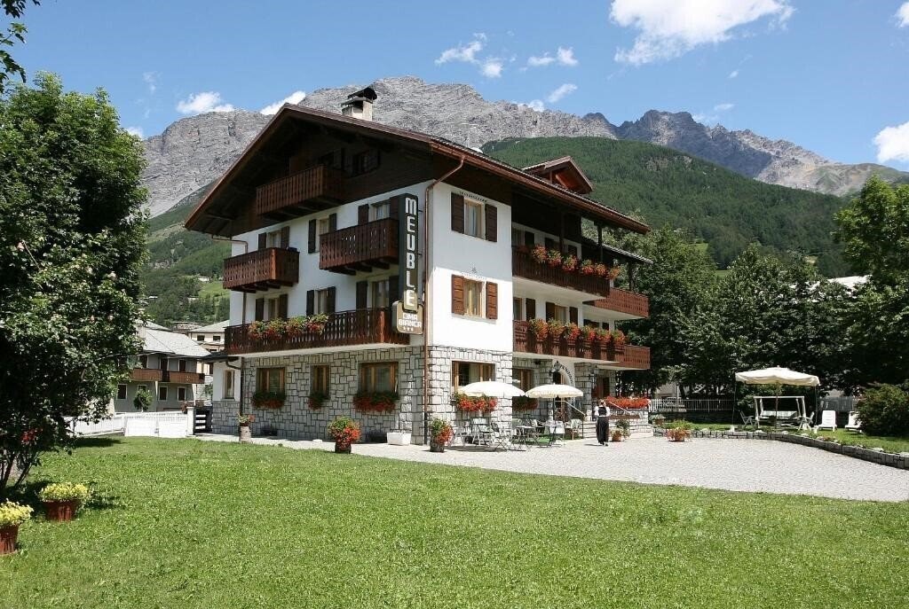 Готель Meuble Cima Bianca Garni 3*