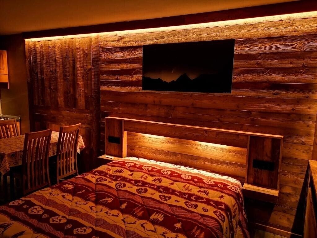 Готель Residence Petit Tibet 2*
