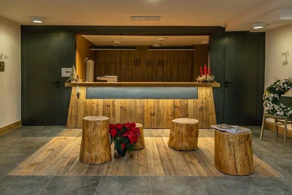 Зображення Hotel Petit Palais 4*