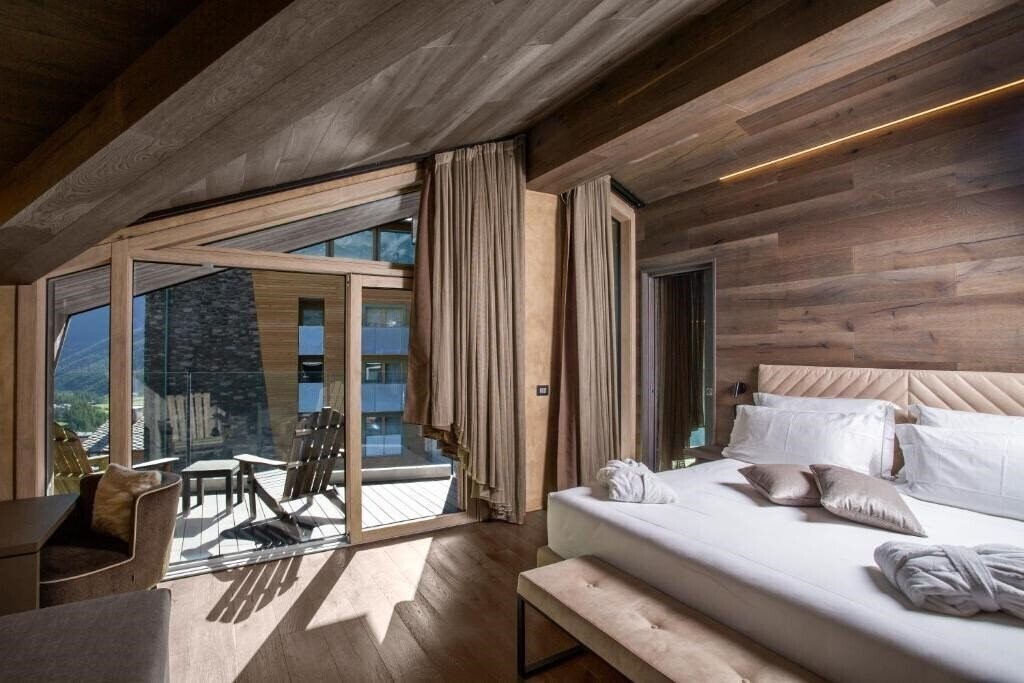 Фото Bergman Mountain Hotel 4*