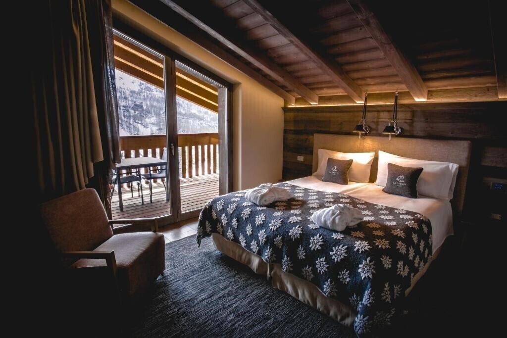 Фото La Cresta Chalet 4*