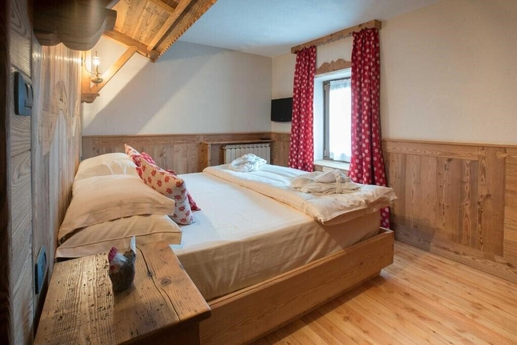 Картинка Bucaneve Apartments 4*