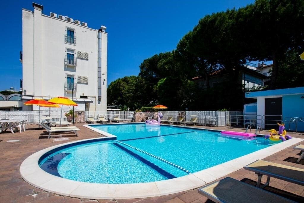 Фото Miramare 4*