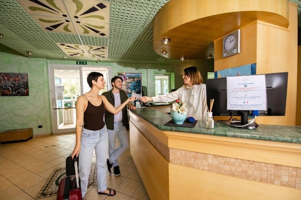 Изображение New Bristol Sport & Domus Mea 3*